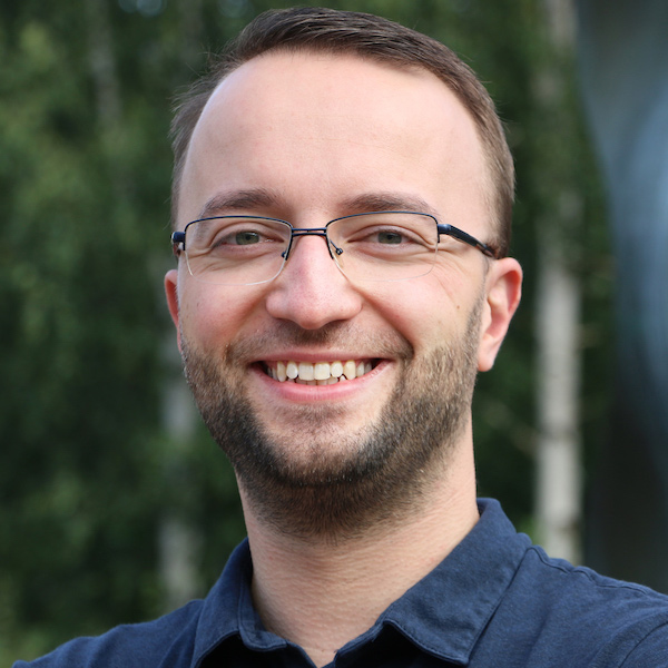 Jakub Krzywda, Software Engineer